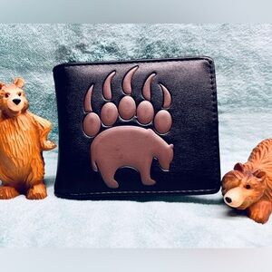 Men’s Wallet :  Bear Paw
